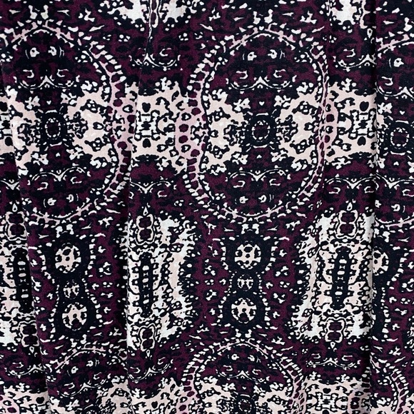 Reitmans Skirt Purple Paisley Elastic Waist Size 16 - Picture 3 of 9